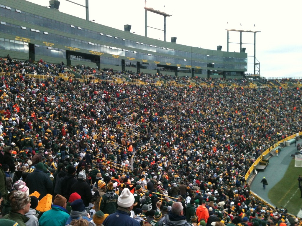 Packers-Crowd